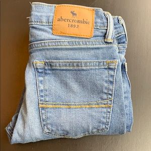 Boy’s Abercrombie Kids Super Skinny Jeans